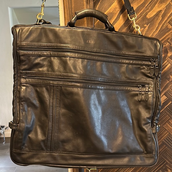 Scully Leather Garment Bag Black Bifold Carry On Shoulder beautiful leather - Picture 1 of 11
